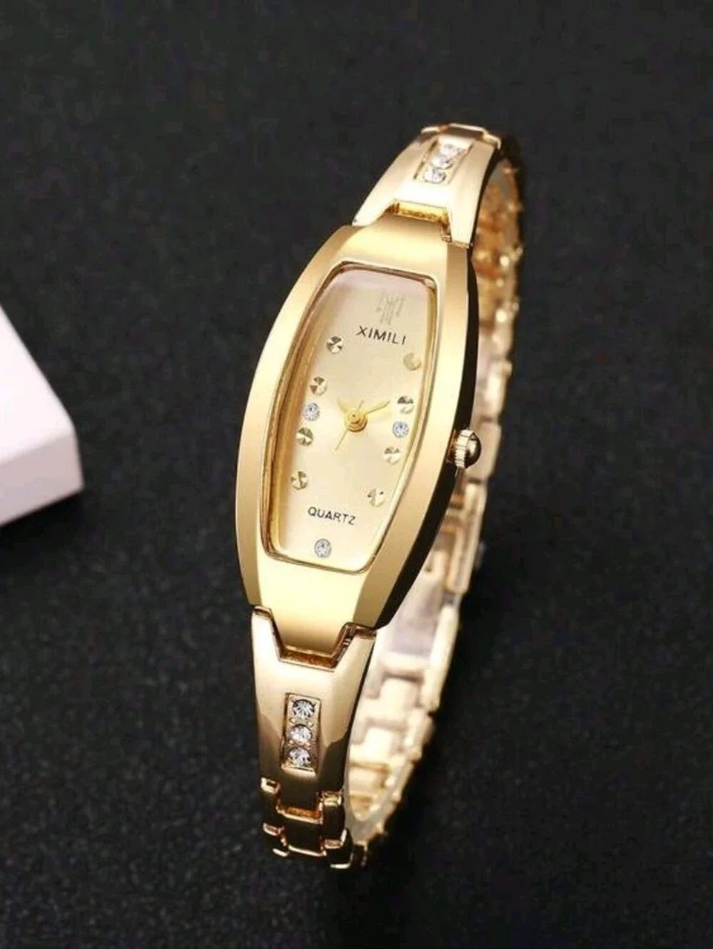 Women Gold Slim Elegant  CLassy Quartz Watch